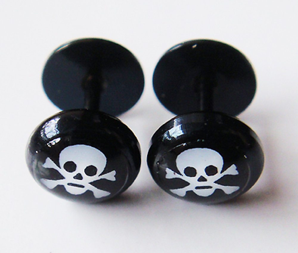 Pair Skull Fake Plugs Ear Plug Rings Earrings Earlets Lobe Body Piercing Jewelry